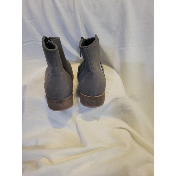 Boots size 4 youth - Picture 4 of 4